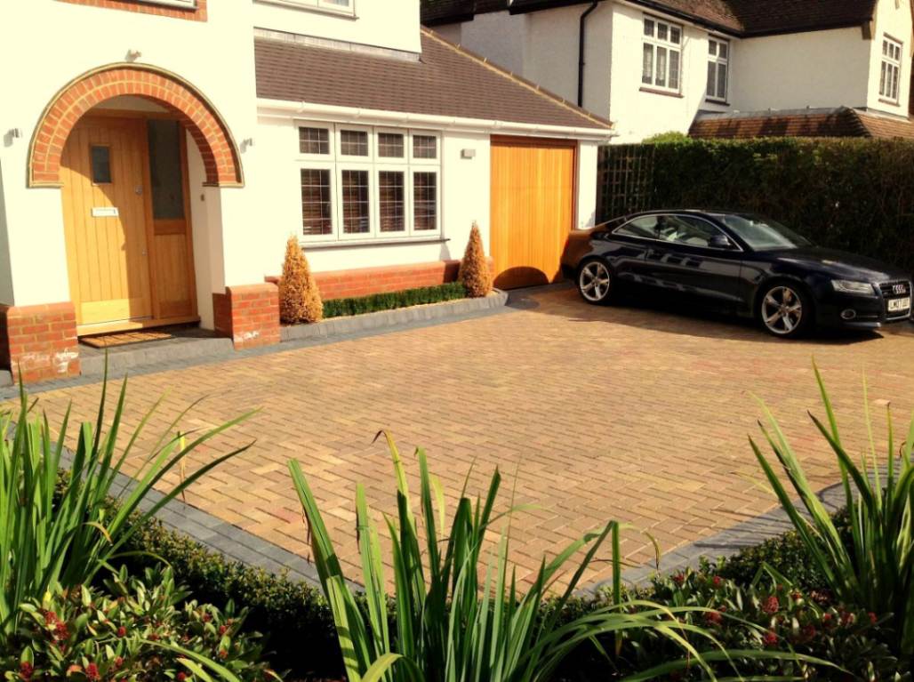 Paving Contractor in South Woodford